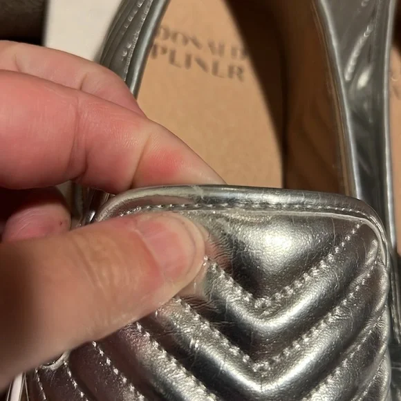 NIB Donald Pliner Pammy Women's Metallic Silver Quilted Slip-on Sneaker 38.5